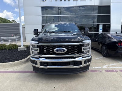 2023 Ford Super Duty F-350 DRW LARIAT