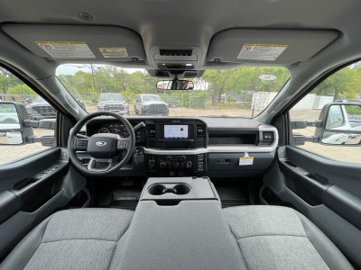 2026 Ford Super Duty F-350 Drw XL