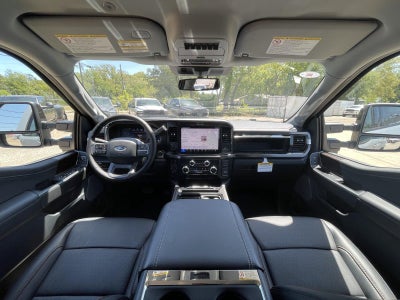 2026 Ford Super Duty F-350 DRW LARIAT