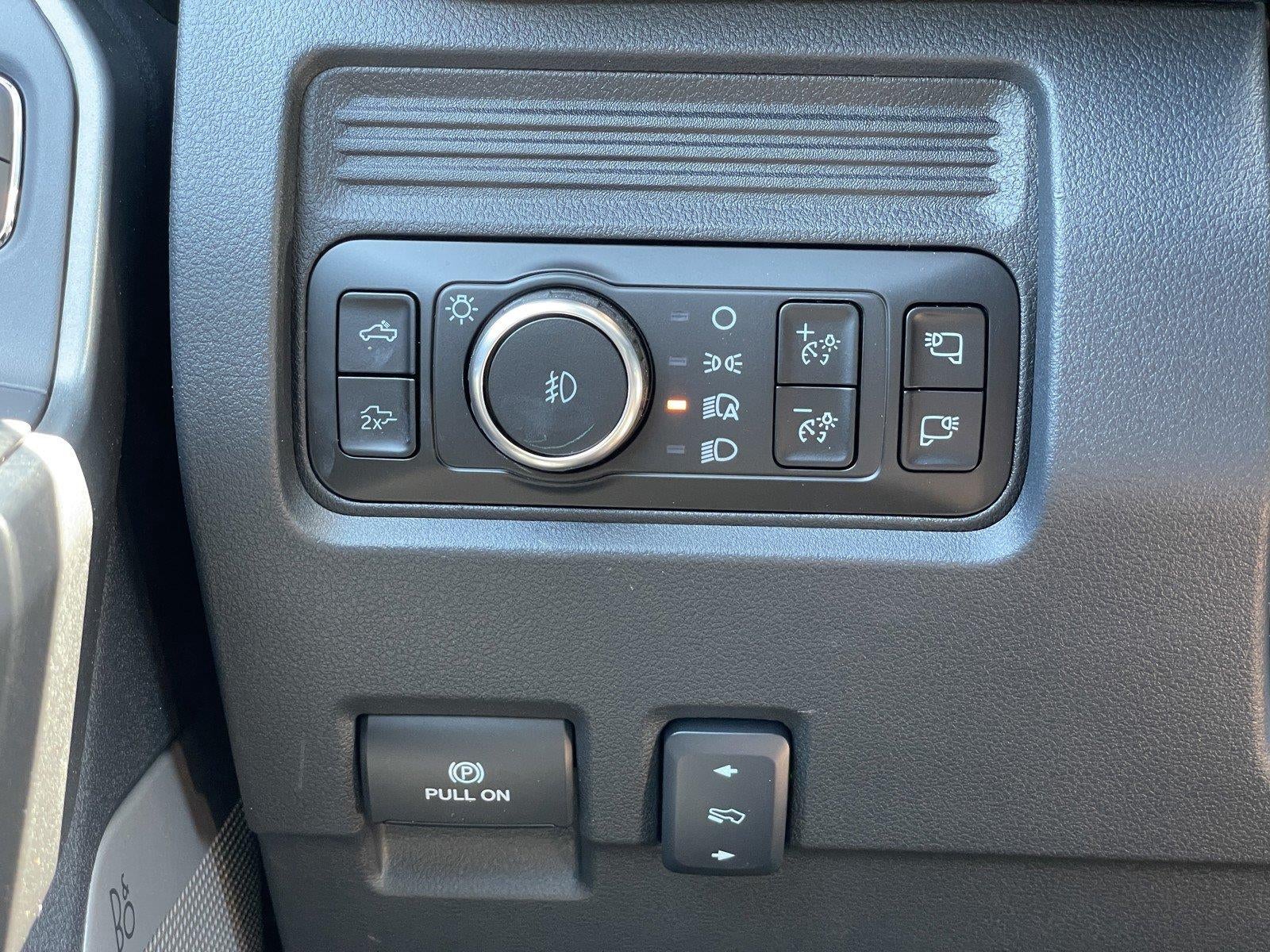 2026 Ford Super Duty F-350 DRW LARIAT
