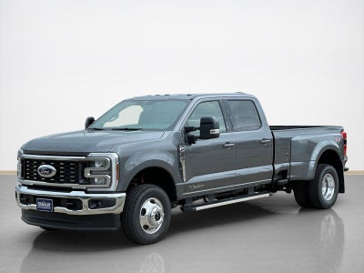 2026 Ford Super Duty F-350 DRW LARIAT