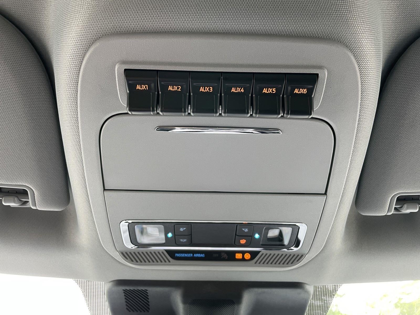 2026 Ford Super Duty F-350 DRW LARIAT