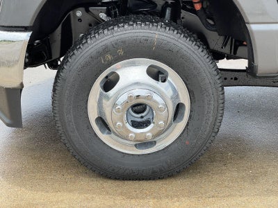 2026 Ford Super Duty F-350 DRW LARIAT