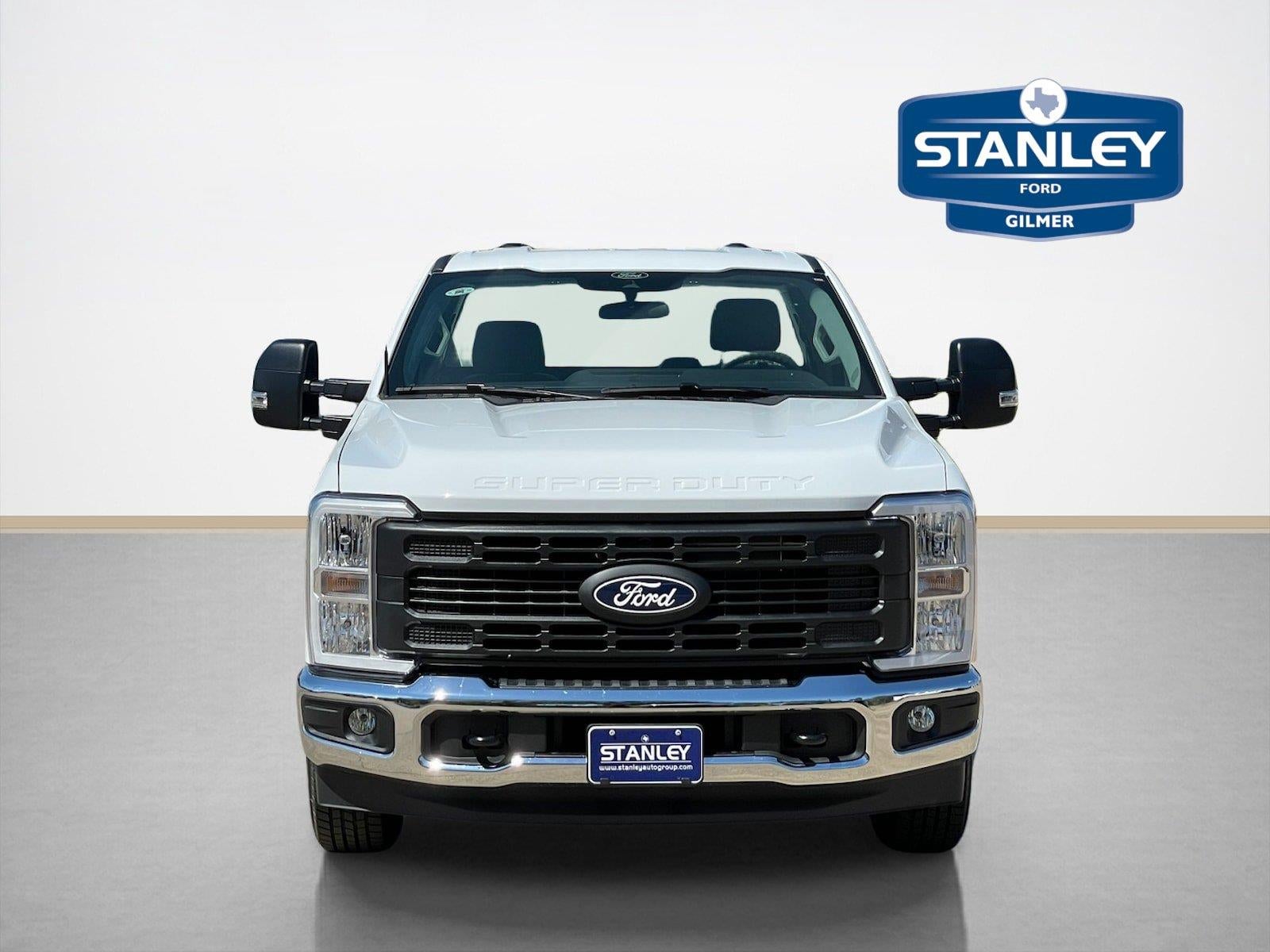 2027 Ford Super Duty F-250 SRW XLT