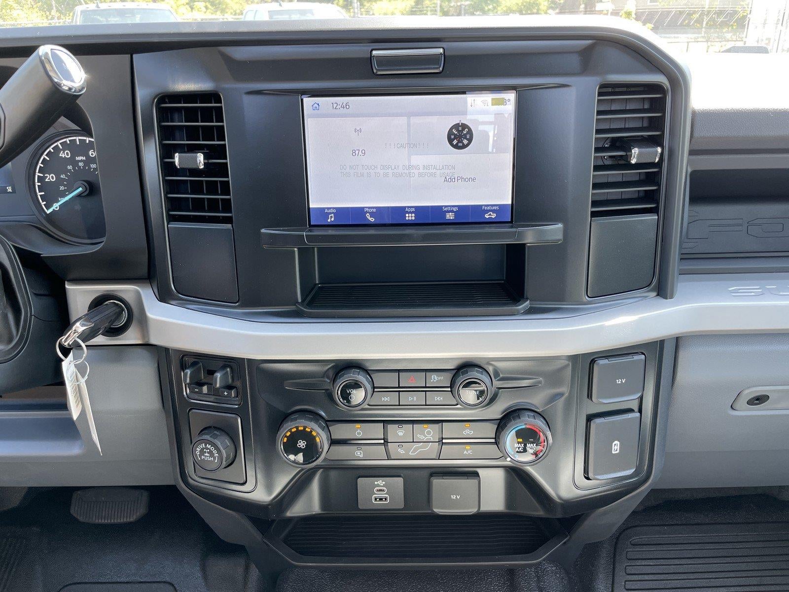 2027 Ford Super Duty F-250 SRW XLT