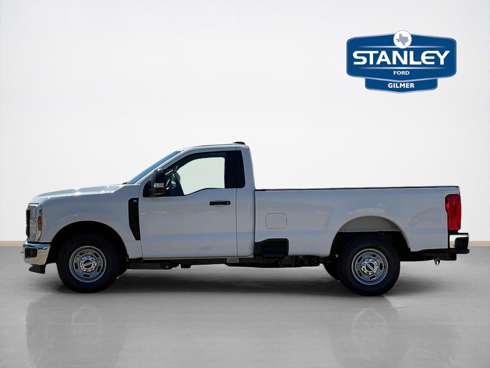 2027 Ford Super Duty F-250 SRW XLT