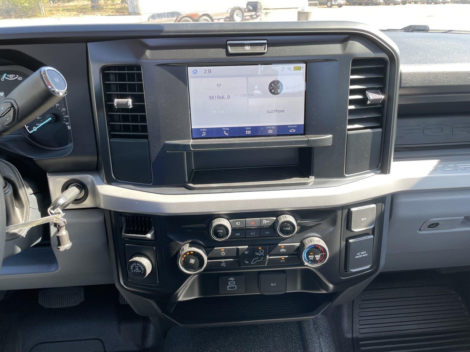 2026 Ford Super Duty F-350 SRW XL