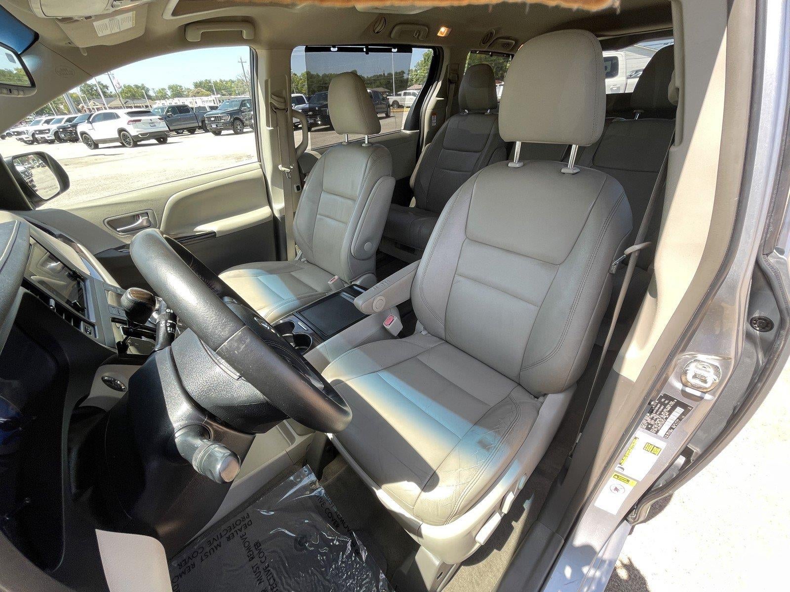 2015 Toyota Sienna XLE Premium