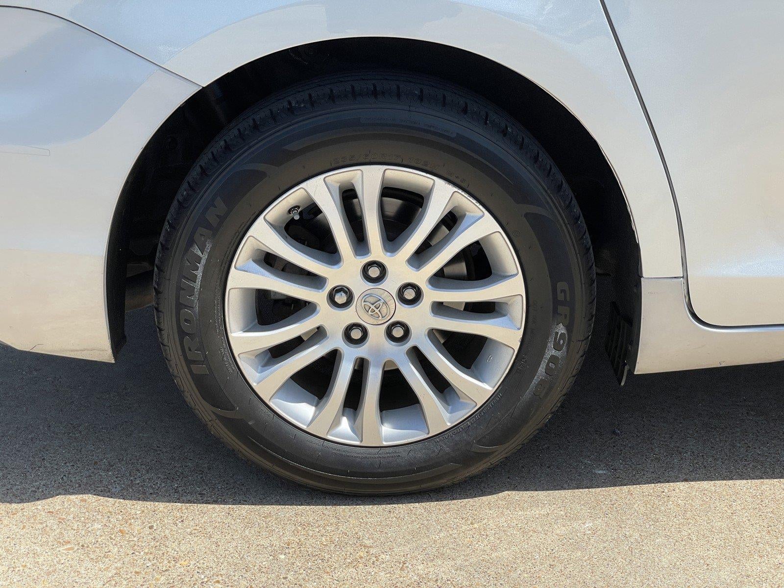 2015 Toyota Sienna XLE Premium