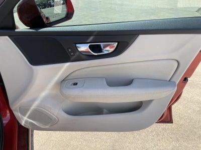 2020 Volvo S60 Momentum