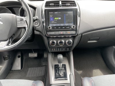 2025 Mitsubishi Outlander Sport SE