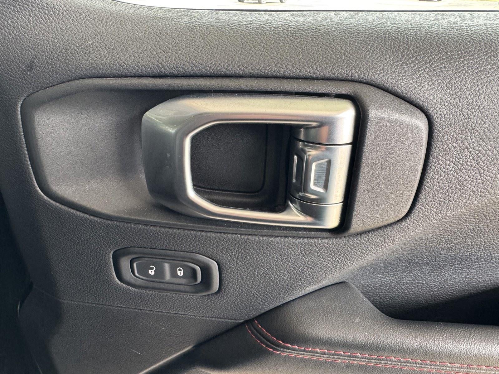 2024 Jeep Wrangler Rubicon X