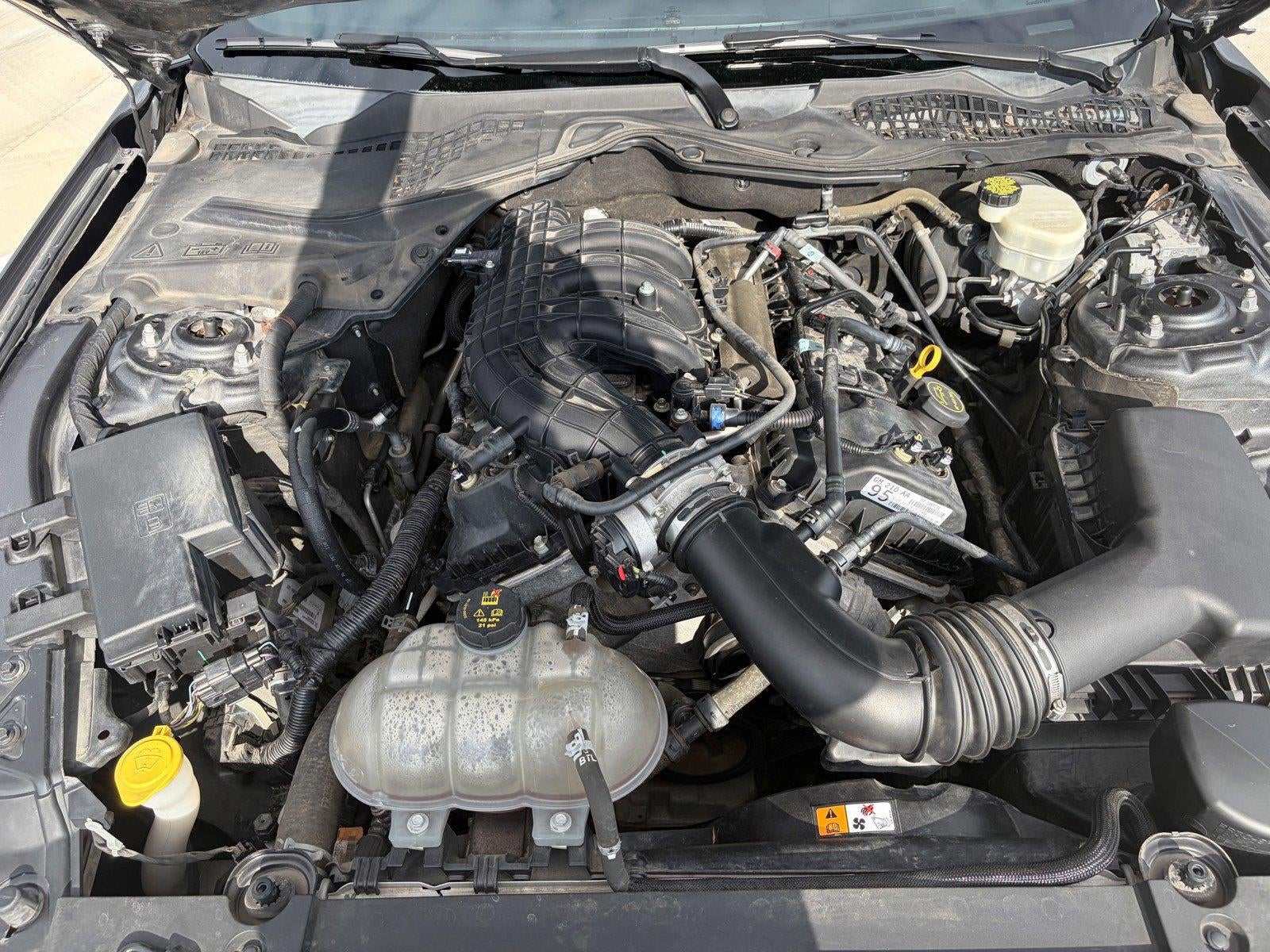 2016 Ford Mustang V6