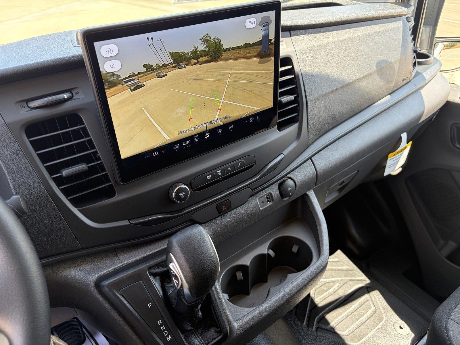 2026 Ford Transit Passenger Wagon XL