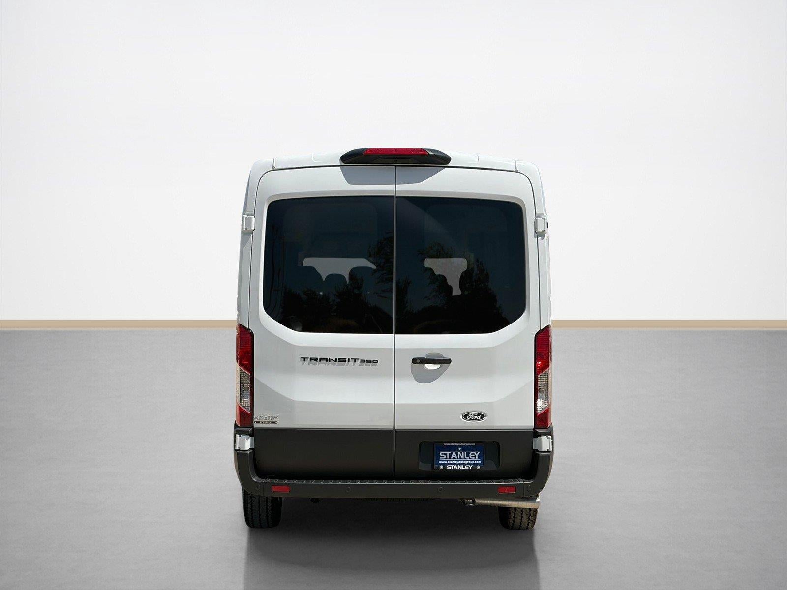 2026 Ford Transit Passenger Wagon XL