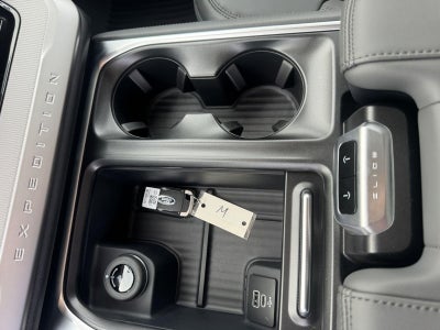 2026 Ford Expedition Active