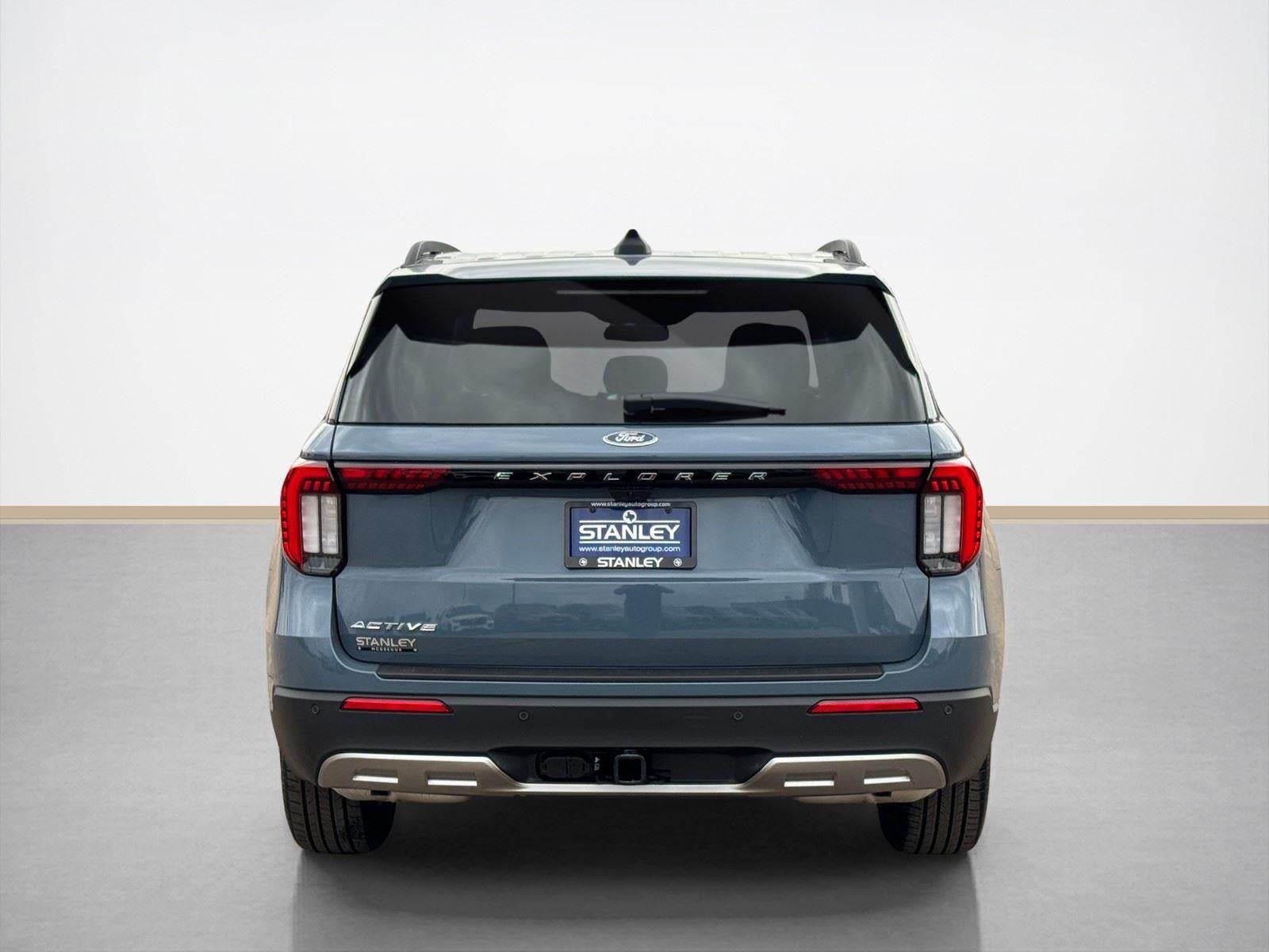 2026 Ford Explorer Active w/100A Pkg