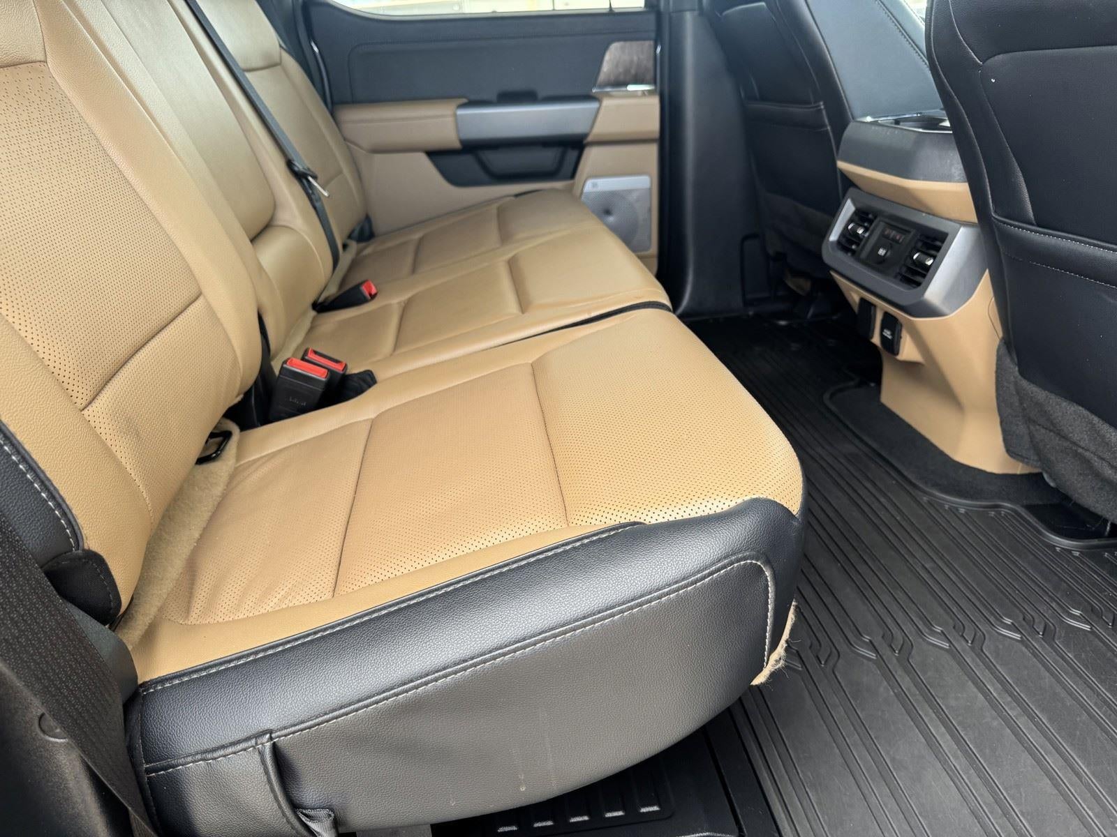 2023 Ford Super Duty F-250 SRW LARIAT