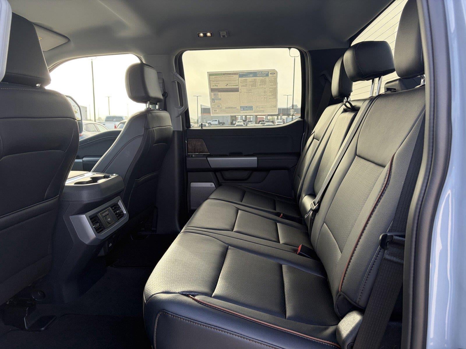 2027 Ford Super Duty F-250 SRW LARIAT