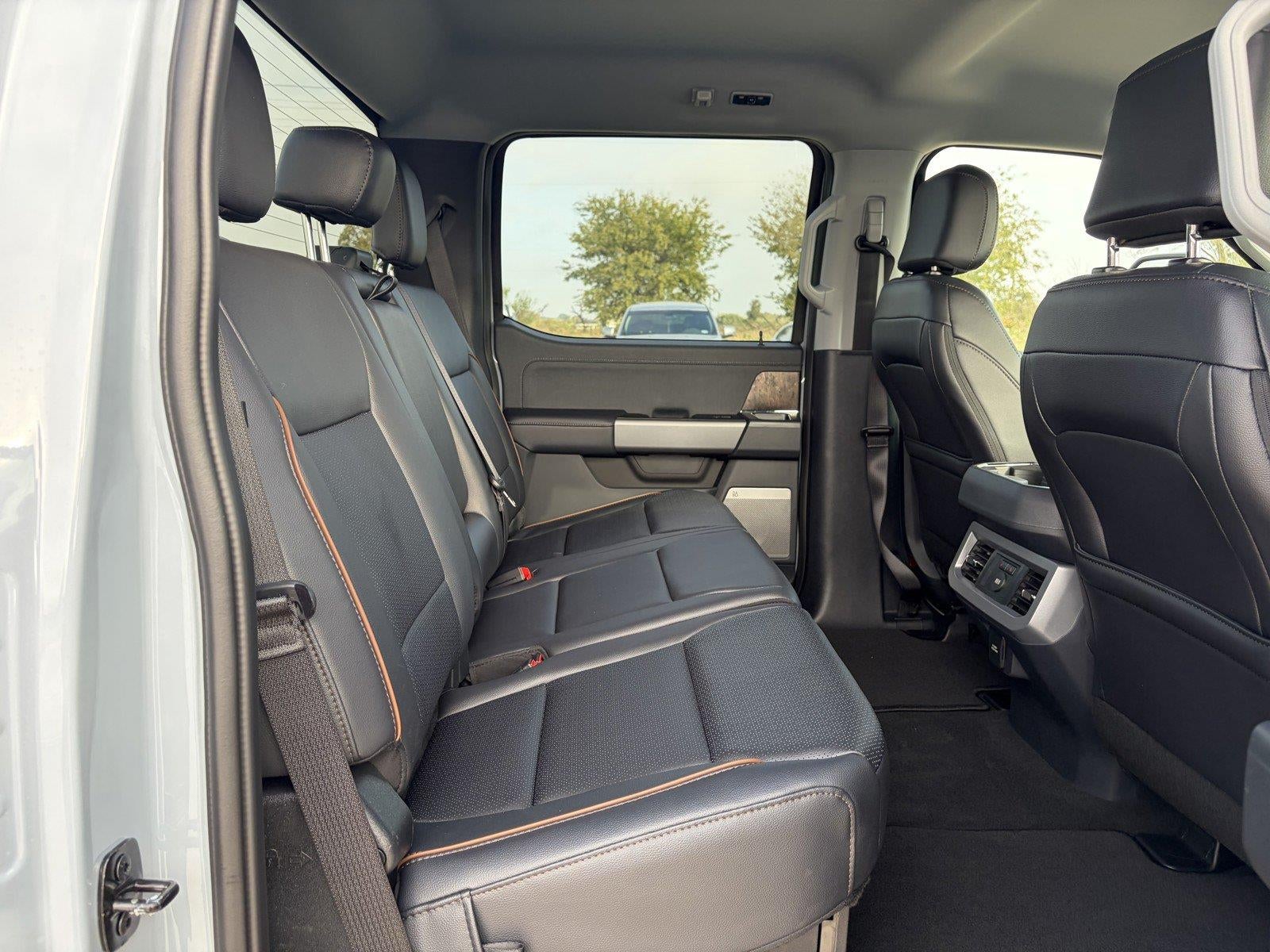 2027 Ford Super Duty F-250 SRW LARIAT