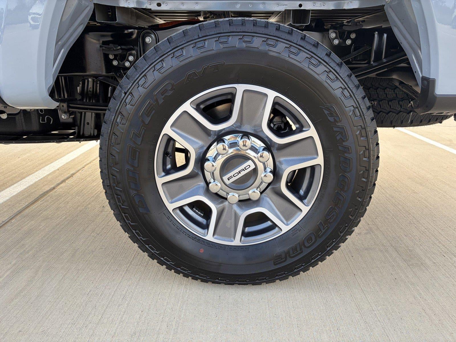 2027 Ford Super Duty F-250 SRW LARIAT