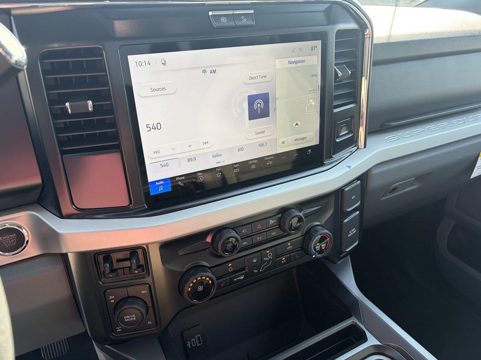 2027 Ford Super Duty F-250 SRW XLT