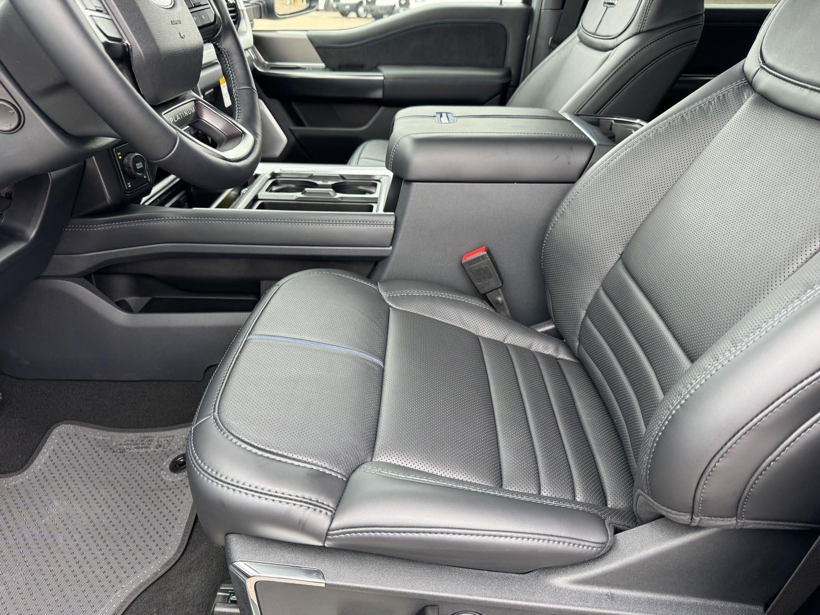 2026 Ford Super Duty F-250 SRW Platinum