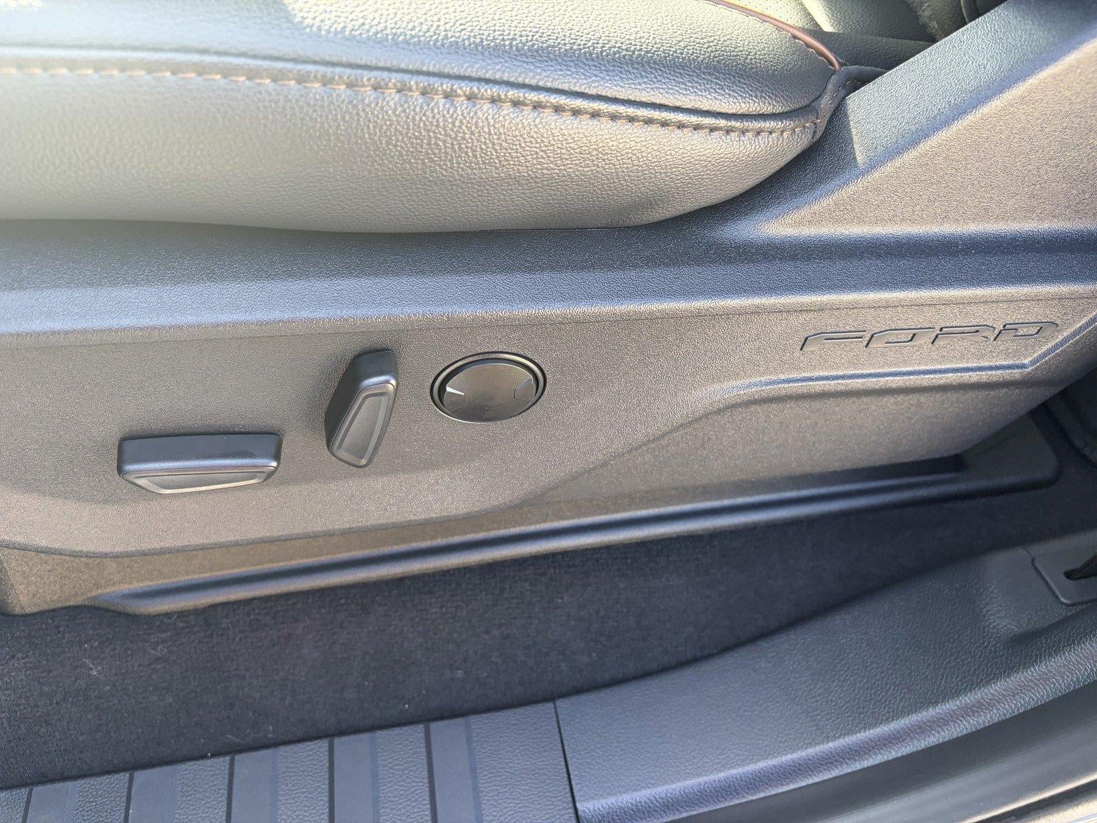 2027 Ford Super Duty F-250 SRW LARIAT