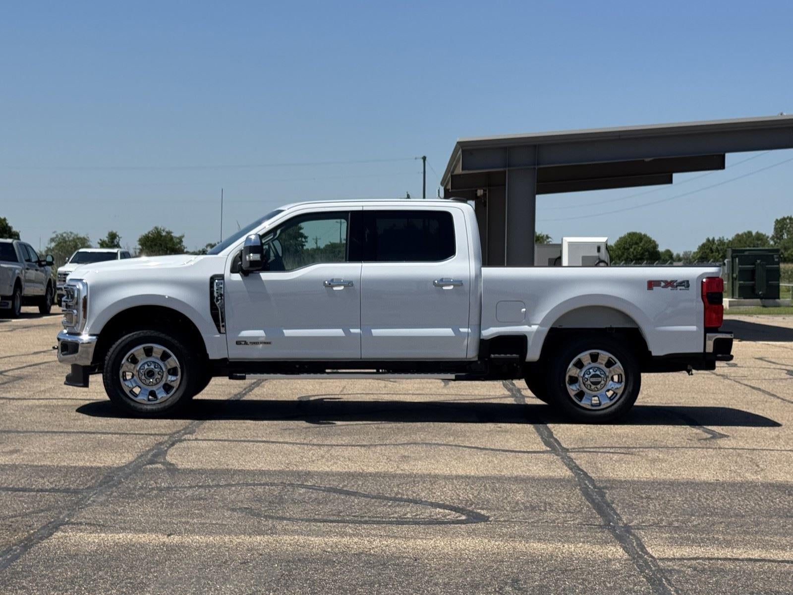 2026 Ford Super Duty F-250 SRW LARIAT