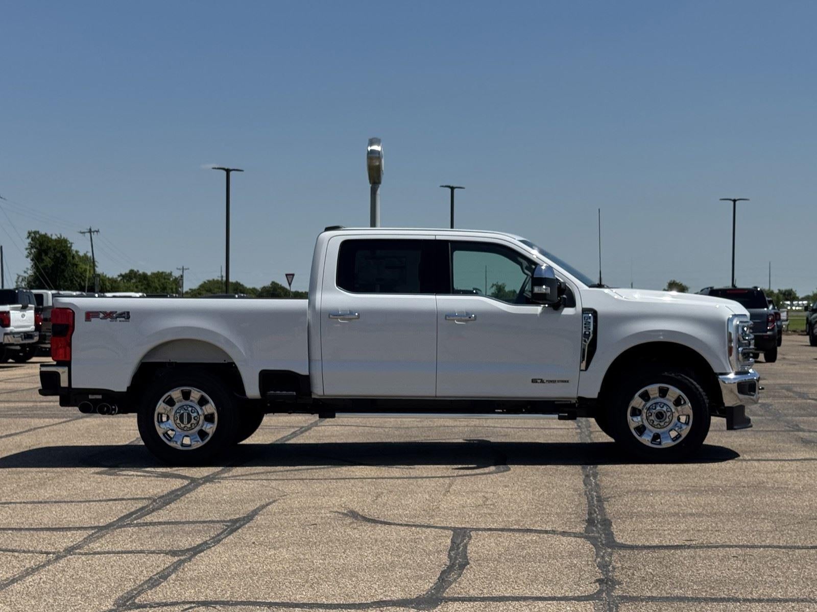 2026 Ford Super Duty F-250 SRW LARIAT