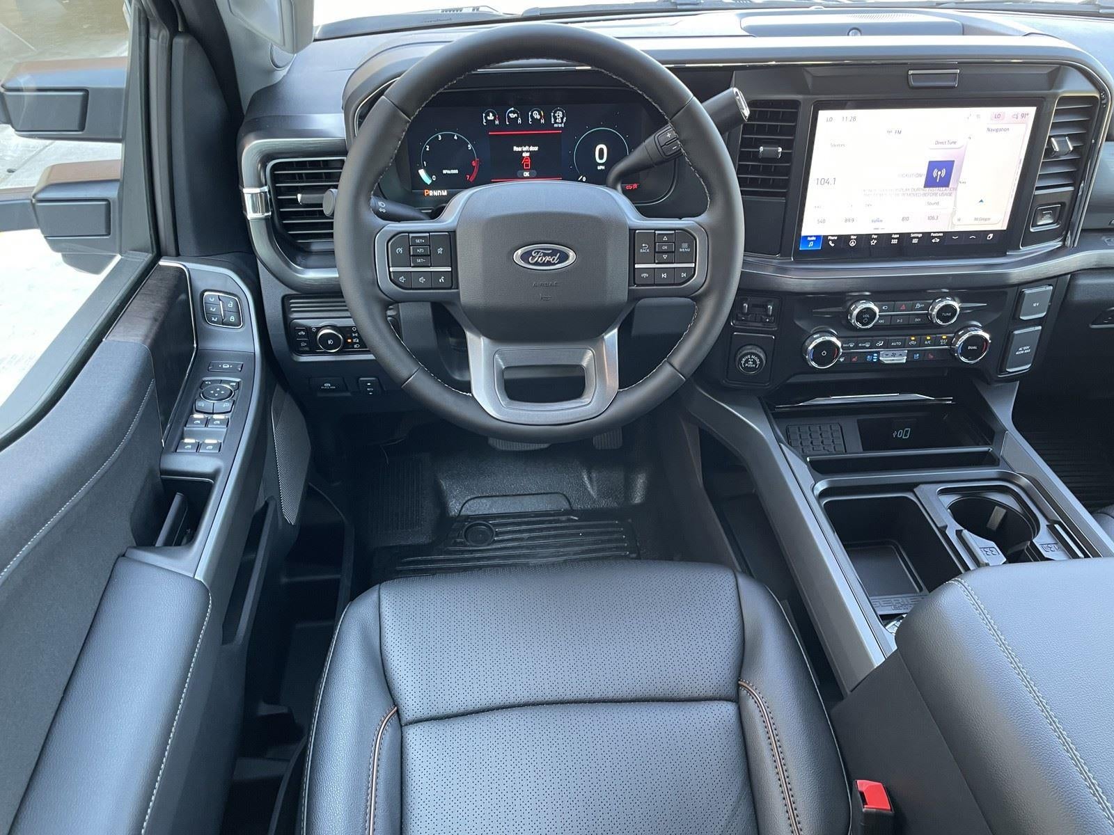 2026 Ford Super Duty F-350 SRW LARIAT