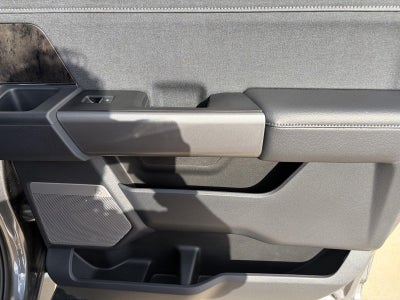 2027 Ford Super Duty F-350 SRW LARIAT