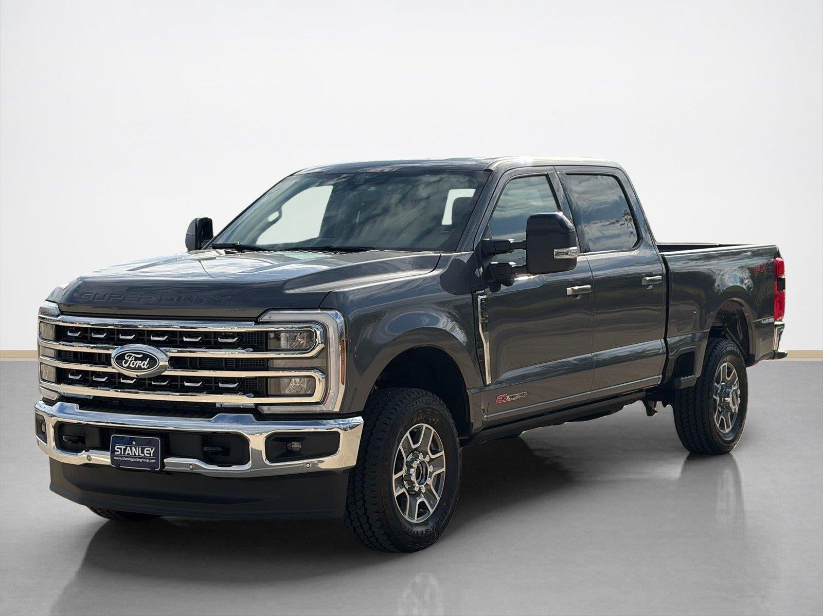 2027 Ford Super Duty F-350 SRW LARIAT