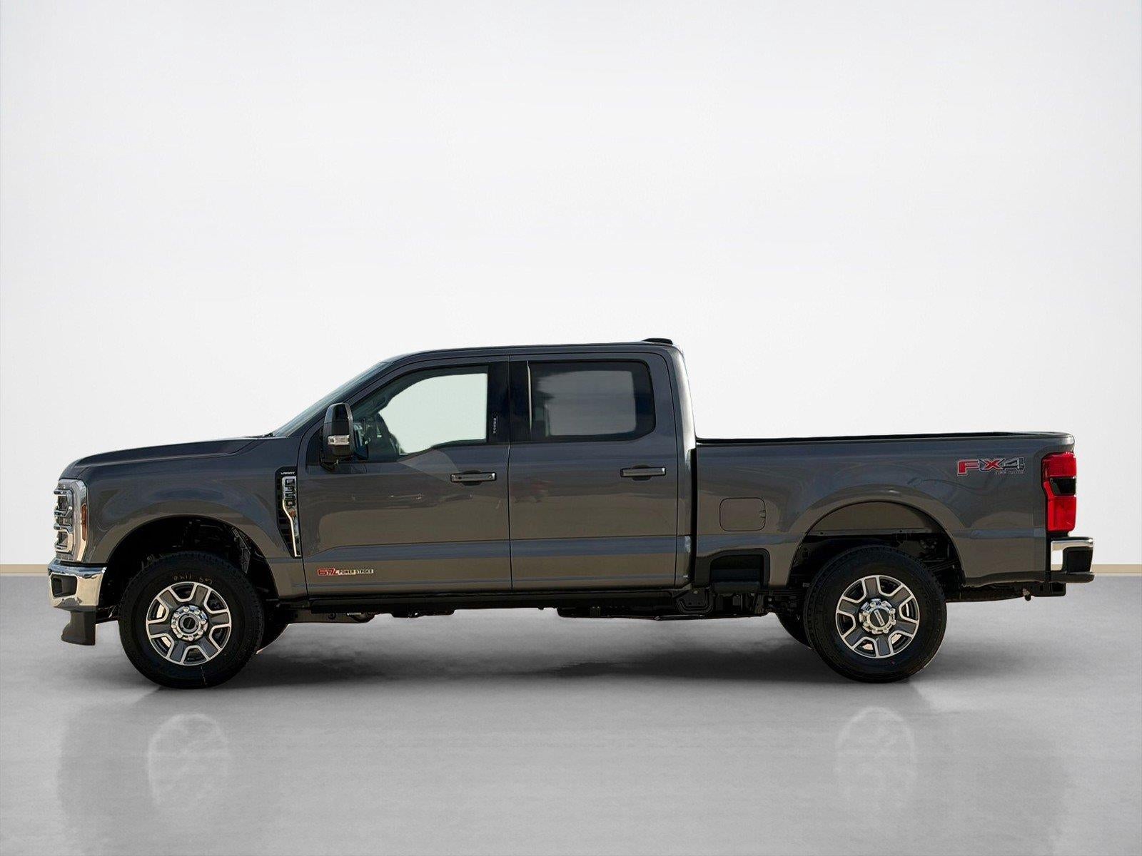 2027 Ford Super Duty F-350 SRW LARIAT