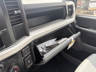 2027 Ford Super Duty F-350 SRW LARIAT