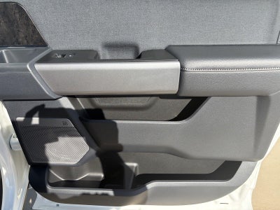 2027 Ford Super Duty F-350 SRW LARIAT