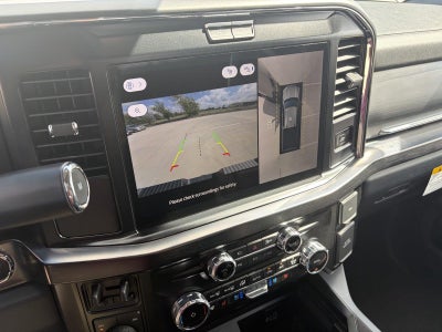 2027 Ford Super Duty F-350 SRW LARIAT