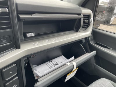 2026 Ford Super Duty F-350 SRW XLT