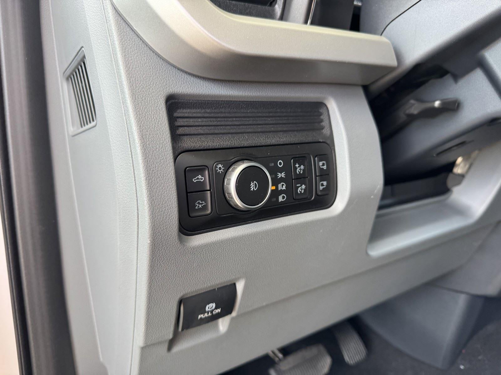 2026 Ford Super Duty F-350 SRW XLT