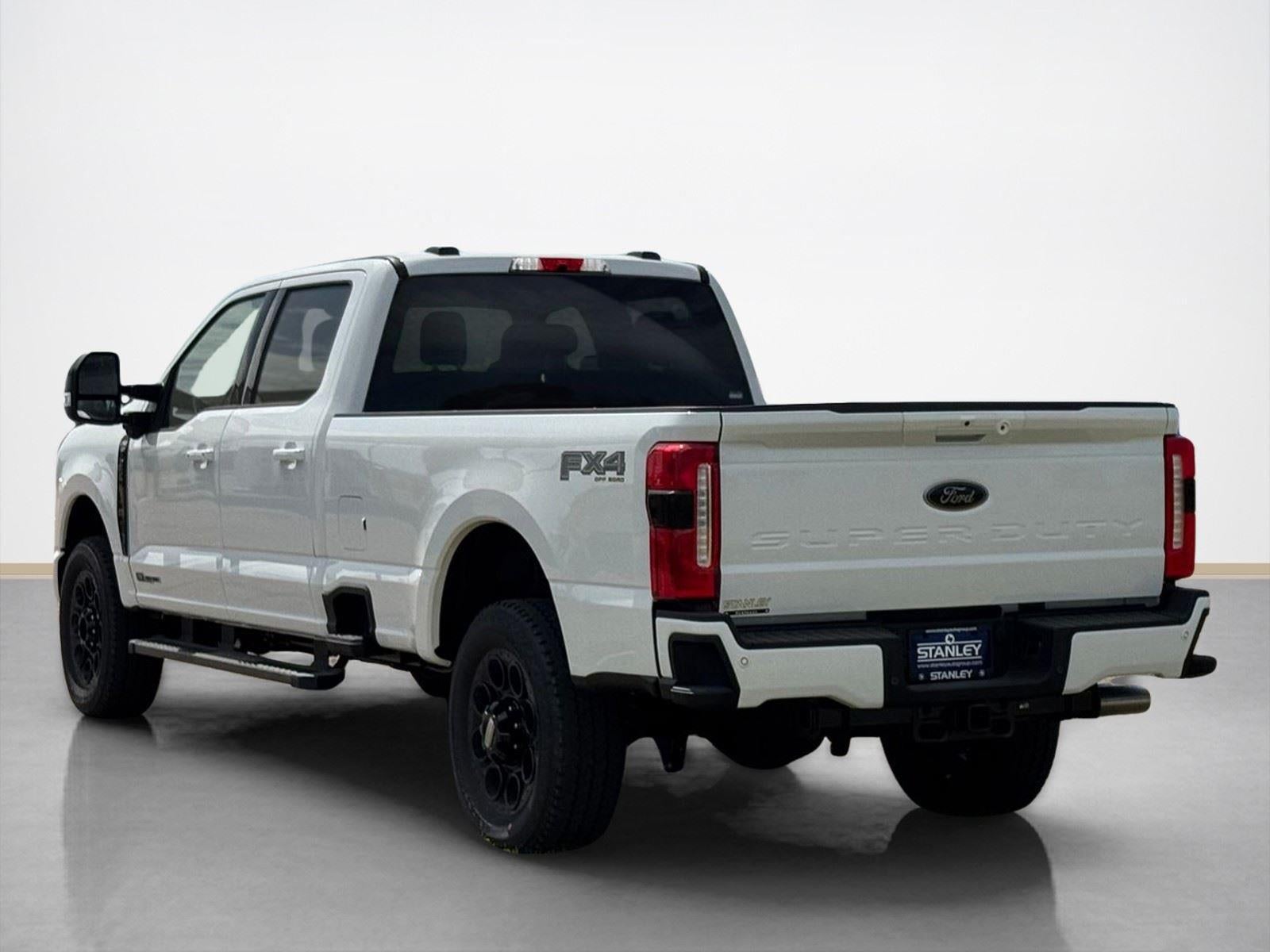 2026 Ford Super Duty F-350 SRW XLT