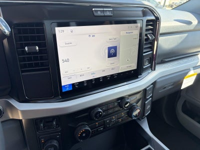2027 Ford Super Duty F-350 DRW XLT