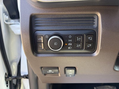 2027 Ford Super Duty F-350 DRW King Ranch