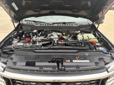 2027 Ford Super Duty F-350 DRW XLT