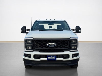 2026 Ford Super Duty F-350 DRW XL