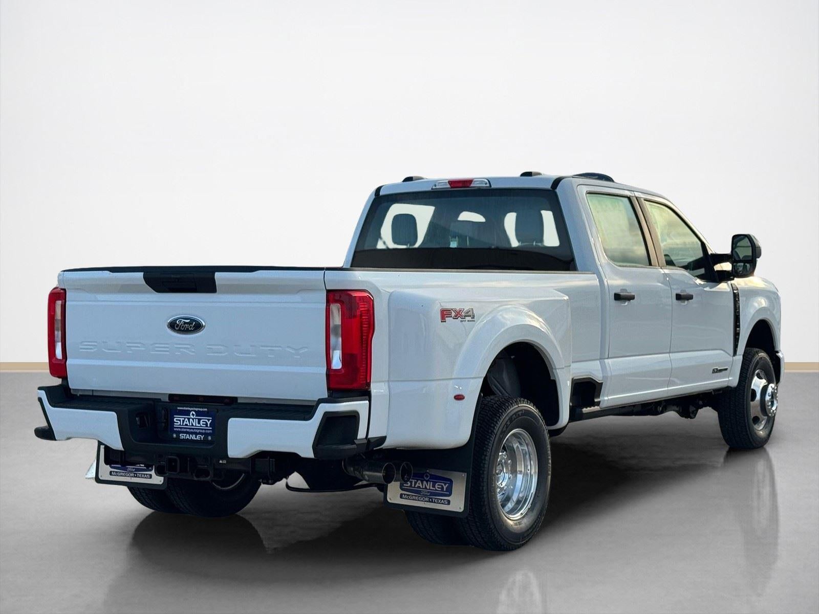 2026 Ford Super Duty F-350 DRW XL