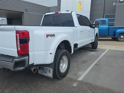 2025 Ford Super Duty F-350 Drw LARIAT