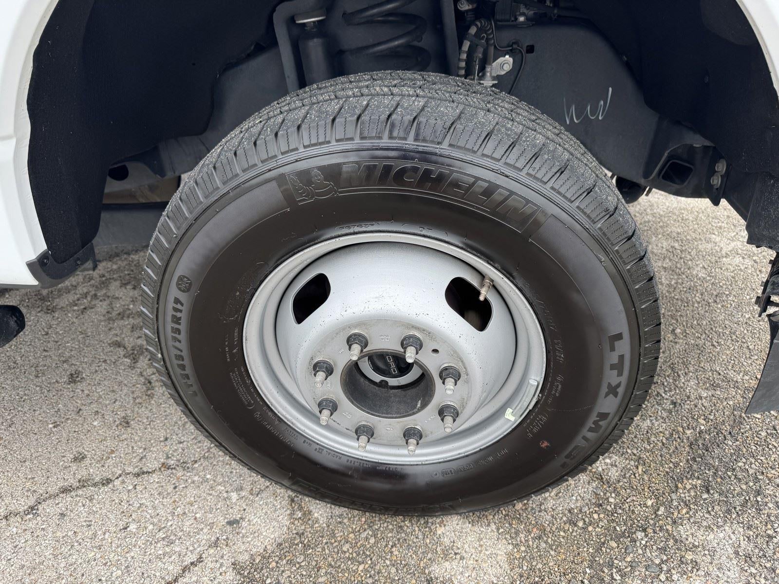 2025 Ford Super Duty F-350 DRW XLT