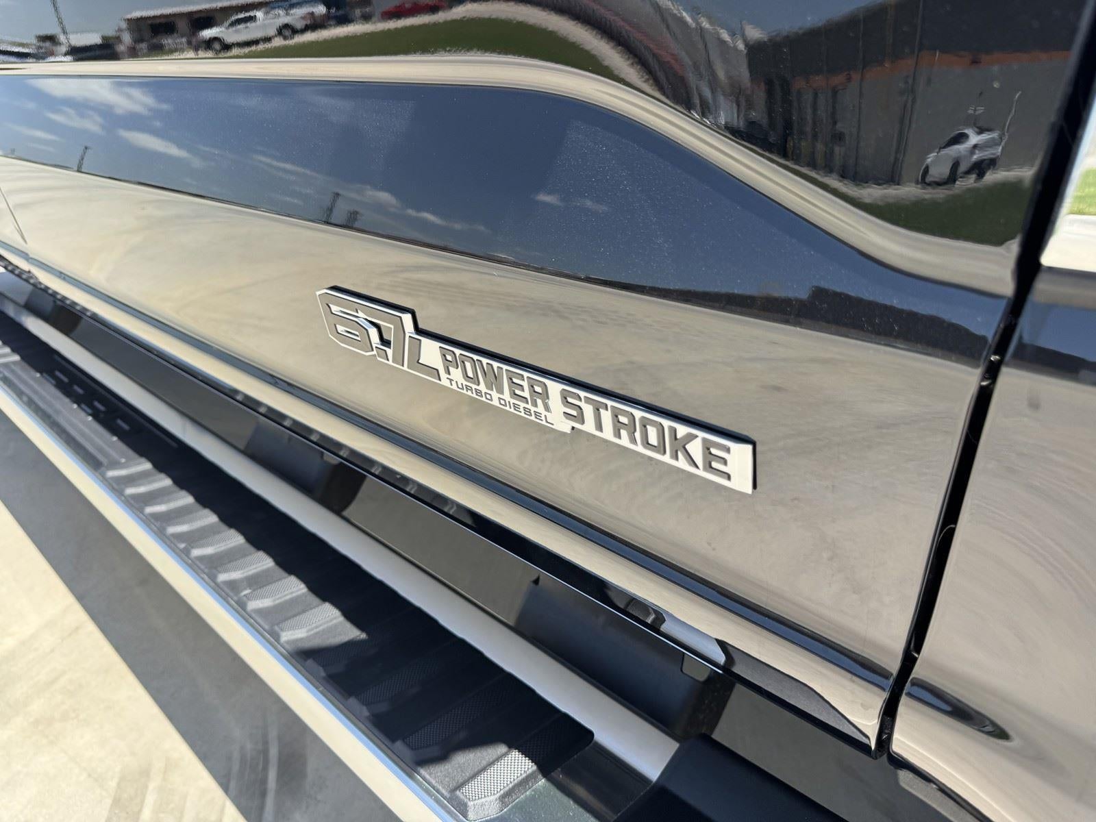 2026 Ford Super Duty F-350 DRW LARIAT