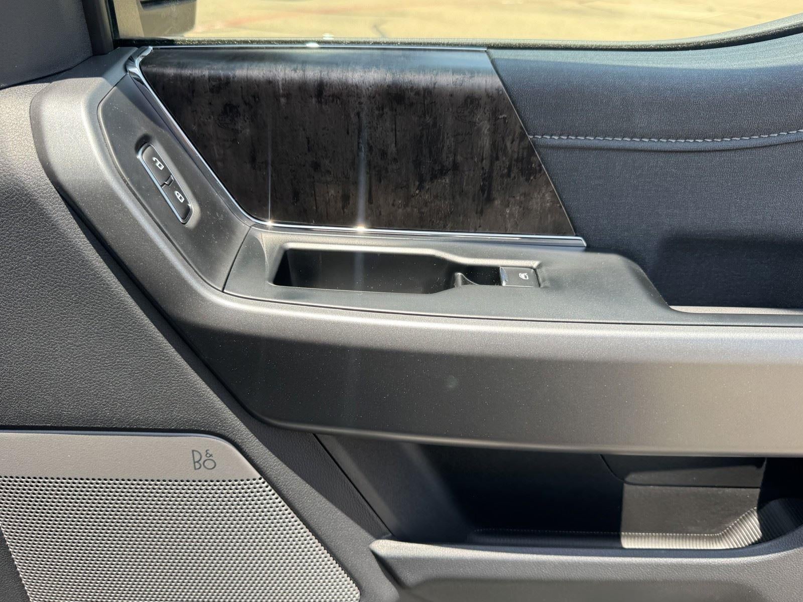2026 Ford Super Duty F-350 DRW LARIAT