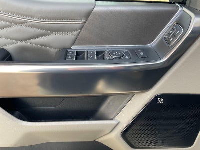 2025 Ford Super Duty F-450 DRW Platinum